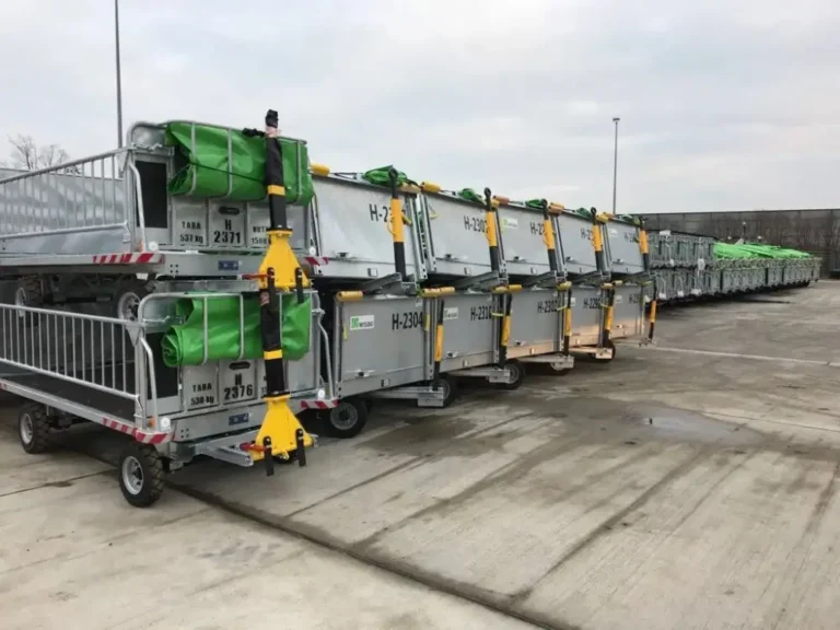 Stalowe wózki transportowe